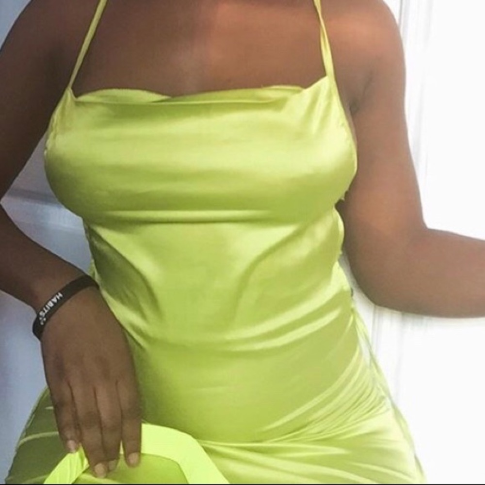 Dress - Picture 2 of 2